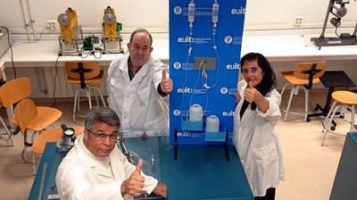 Investigadors de la UPC-ESEIAAT i de l’EUIT patenten un innovador sistema de purgació d’equips de seroteràpia que evita la inframedicació intravenosa